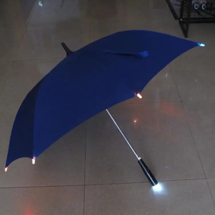 LED -ficklampan affärsparaply